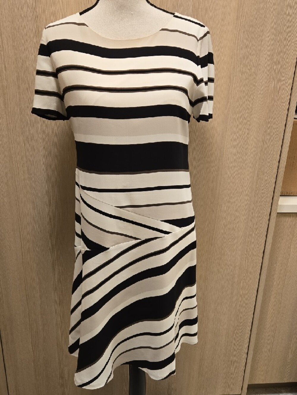 Lafayette 148 New York Black and White Striped Short Sleeve Dress
